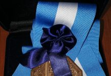 Петър Анастасов става „Почетен гражданин на град Пловдив“ Почетен знак