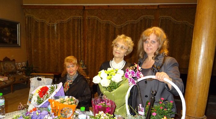 В Деня на будителите Неда Антонова представи последния си роман за Васил Левски Неда Антонова