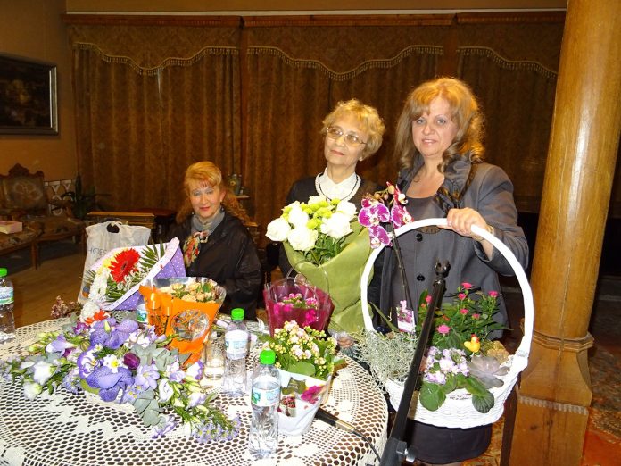 Неда Антонова