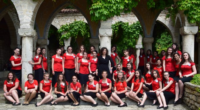 Хор „Детска китка” празнува 70 години от създаването си Хор Детска китка