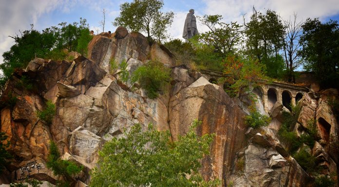 Честваме 60 години от изграждането на Альоша Альоша