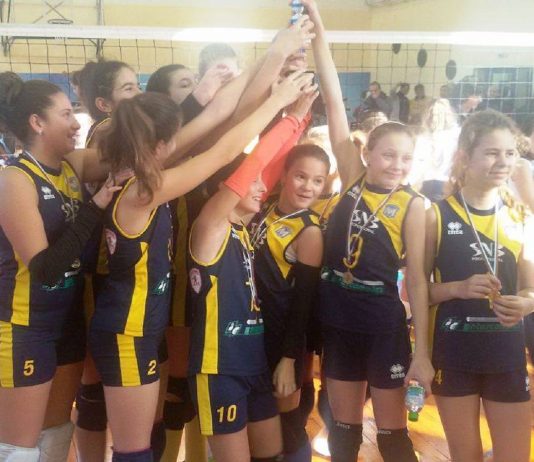 Юношеската група към отбор Марица спечели коледния турнир за Мини волейбол