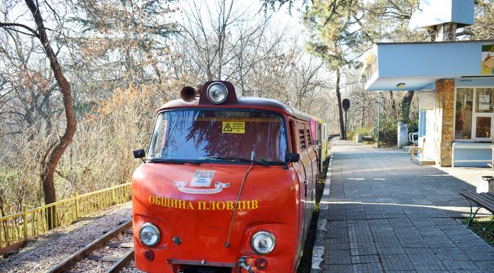 Ако детската железница на Младежкия хълм изкачваше върха му? Detska jeleznica