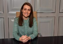 Социалните мрежи – крахът на цивилизацията в една абсурдна Гинкафицирана България Гинка Върбакова от Пазарджик