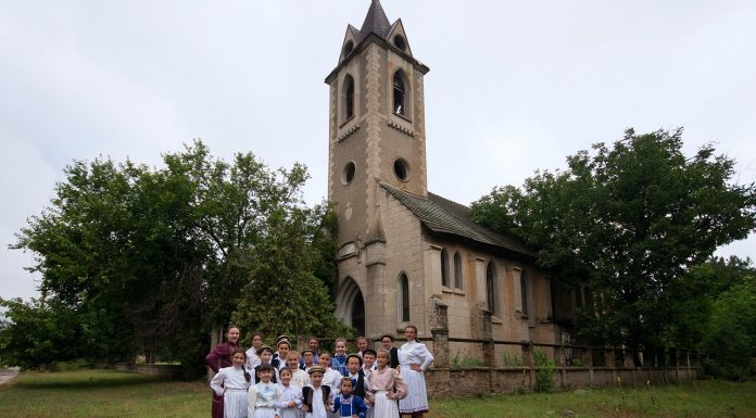 “Фършанги – 2018” – карнавален дух и банатска храна Furshangi