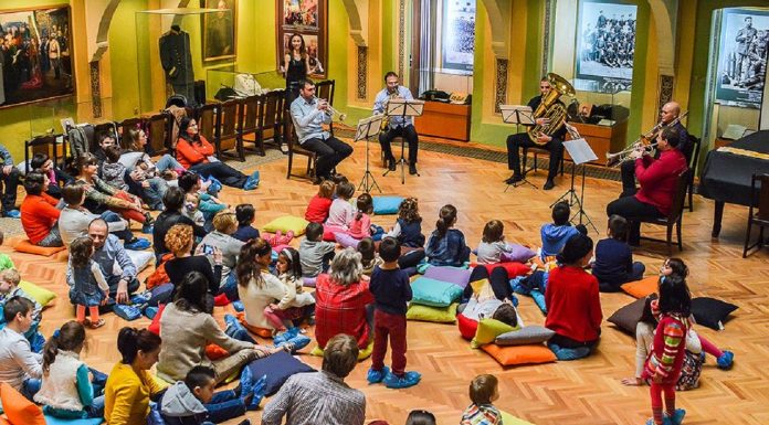 Оперетен Концерт на възглавници отново в Пловдив pillow