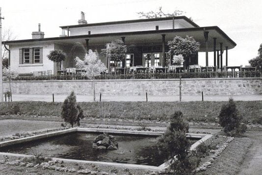 Кръчмата “Сахат тепе” е построена върху турска барутница