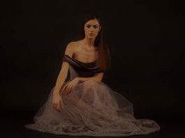 Какви са тенденциите в абитуриентските облекла тази година?