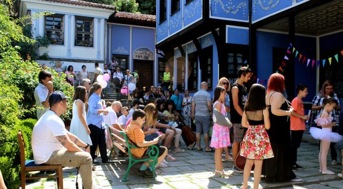 Детските празници в Стария град продължават