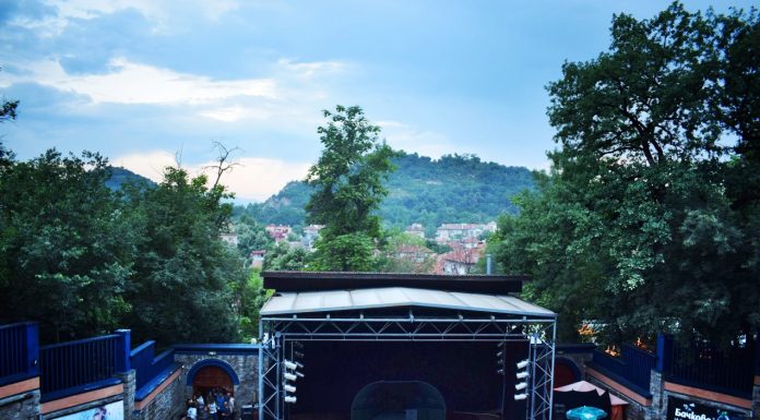 Програма на “Панорама на комедиите” в кино “Орфей”