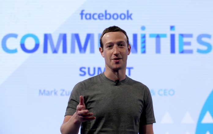 Facebook си остава безплатен, но групите стават платени?
