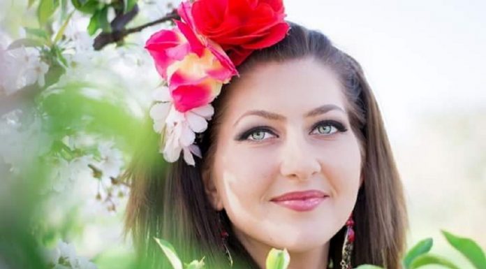 Полина Стефанова- за народната музика с любов, уважение и признателност Poli Stefanowa