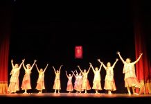 Фестивалът „Рошавата котка“ събира петстотин и двадесет таланти в Пловдив