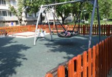 Приключва строежът на новата детска площадка в район „Централен” detska ploshtadka