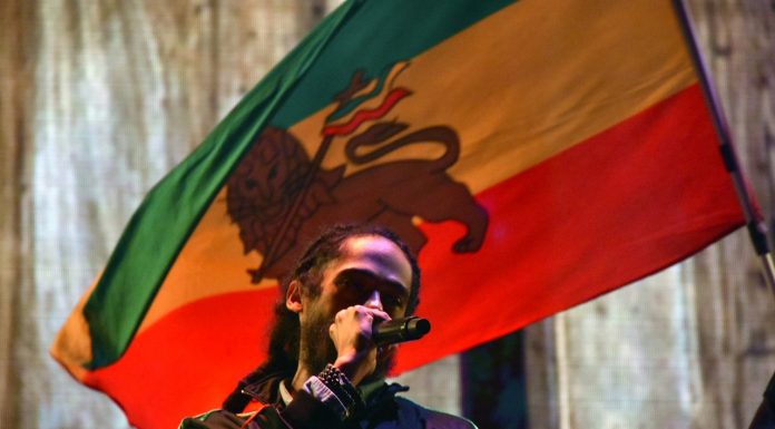 Деймиън Марли възпя любовта и свободата в Румъния Dejman Marli