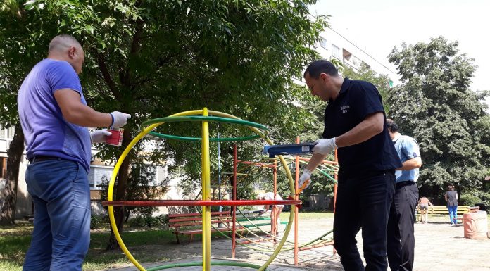 Още една ремонтирана детска площадка в район “Северен” Raion Severen