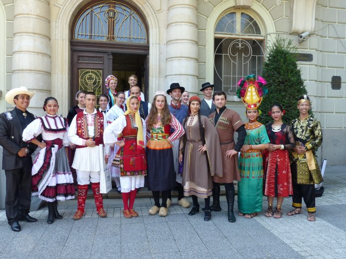 Folkloren festival Folkloren festival
