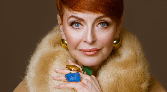 Камелия Тодорова: На българският музикален пазар му липсва идентичност. С това “copy-paste” поведение няма да пробием Kameliq Todorova