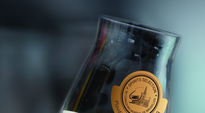 Пловдив става световна столица на спиртните напитки Verre Spirits-fond-2018