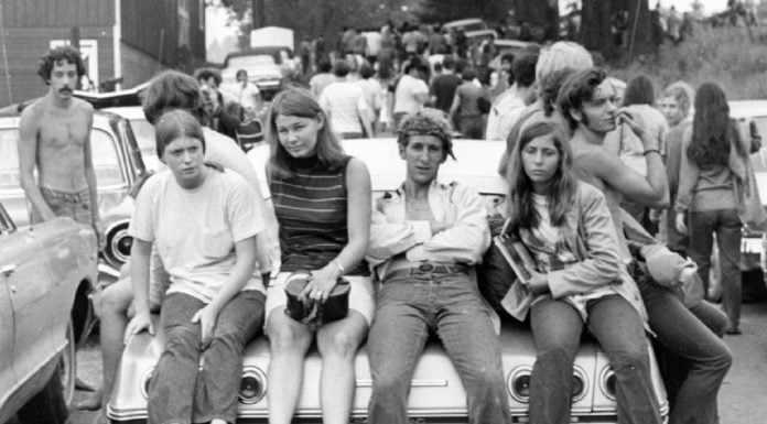 Уудсток- Мир и любов Woodstock-kids