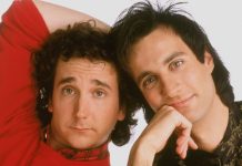 Любимите ни комедийни сериали от 80-те и 90-те seriali