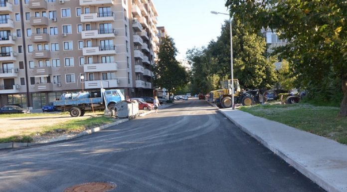 Кметът Иван Тотев инспектира инфраструктурни обекти в „Тракия” trakia_obekti_2