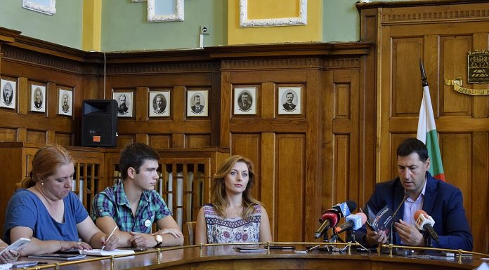 Балет Арабеск поставя началото на „Сцена на кръстопът“ Arabesk