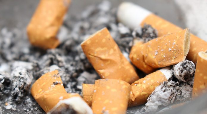 Глобяват пловдивчани и гостите на града за изхвърлени на улицата фасове фасове