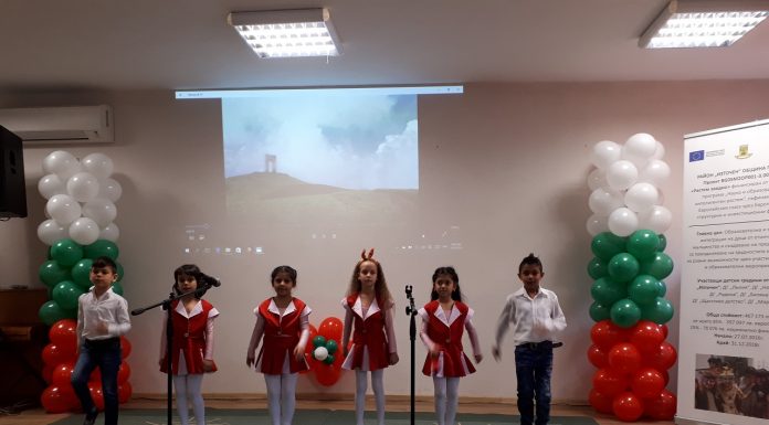 Кметът на район „Източен“ Николай Чунчуков гостува на празника на детските градини в „Източен“