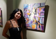 Лили Сотирова представя естествения житейски кръговрат в изложбата си „Етапи-живот” Етапи-Живот