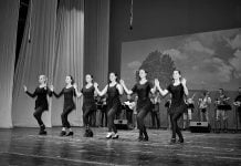 Ансамбъл Тракия все още съхранява българския фолклор 45 години по-късно Ansambul Trakiq