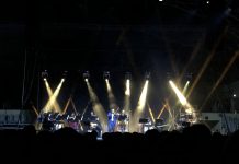 Васко Василев поздрави Пепи Христова на концерта си в Пловдив Васко Василев