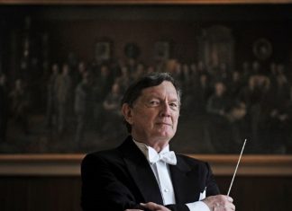 Професор от Виена обучава младите диригенти на Европа в Пловдив