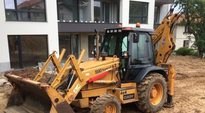 Откраднаха багер от Александровска болница “София”