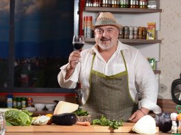 Ути Бачваров приключи сагата с двете прасета в Пловдив Ути Бачваров приключи сагата с двете прасета в Пловдив