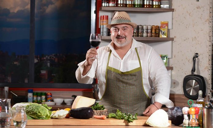 Ути Бачваров приключи сагата с двете прасета в Пловдив Ути Бачваров приключи сагата с двете прасета в Пловдив