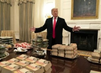 Белият дом остана без храна, Тръмп поръча McDonald’s Белият дом остана без храна, Тръмп поръча McDonald's