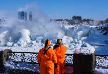 Ниагарският водопад замръзна Ниагарският водопад замръзна