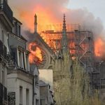 Гори Парижката Света Богородица