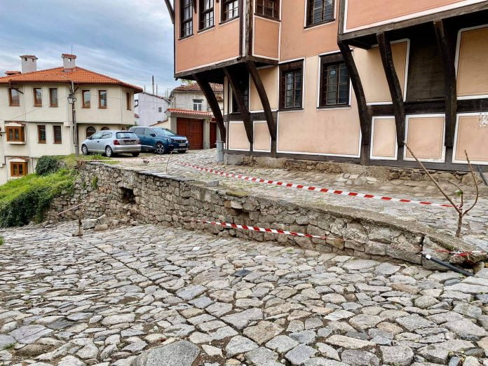 Улица Зора пропадна в Стария град на Пловдив