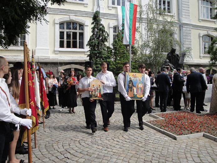 Пловдивчани вразумиха властта за Хуманитарната