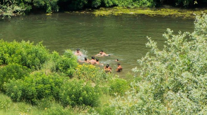 Хората на Пловдив откриха летния сезон 2020 в Марица Хората на Пловдив откриха летния сезон 2020 в Марица