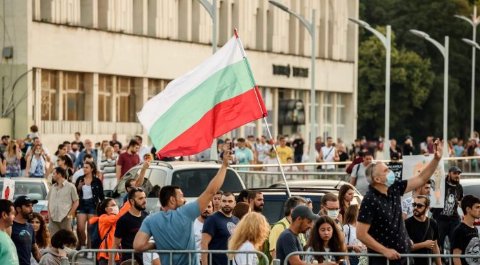 Пловдив се обединява около каузата да си върне родината Пловдив се обединява около каузата да си върне родината