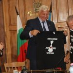 Локомотив Пловдив вдигнаха купата в Общината СНИМКИ