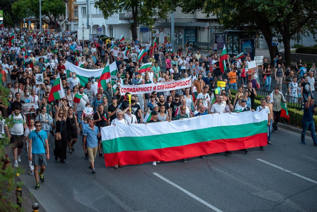 Къмпинг "Баня Старинна" блокира Пловдив в четвъртък