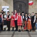 Пловдивско училище отбеляза Трети март с национални носии