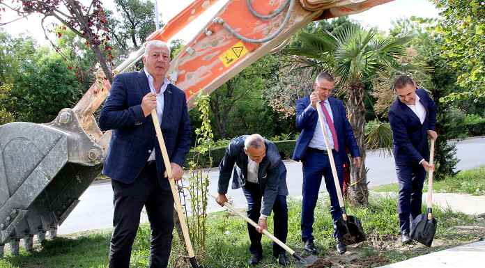 Частна фирма остави без вода над 24 часа 2 квартала Частна фирма остави без вода над 24 часа 2 квартала