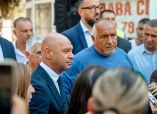 Увеличават администрацията с нов зам.-кмет на район Тракия Бойко Борисов, Костадин Димитров, Георги Гатев, Иван Стоянов