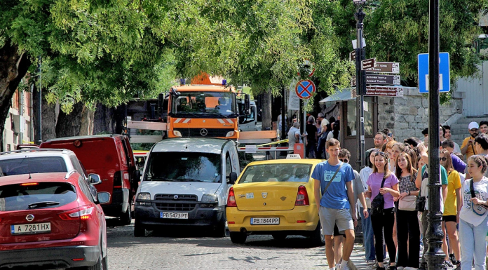 Общината е дала на 1358 коли достъп безплатно в Стария град Общината е дала на 1358 коли достъп безплатно в Стария град